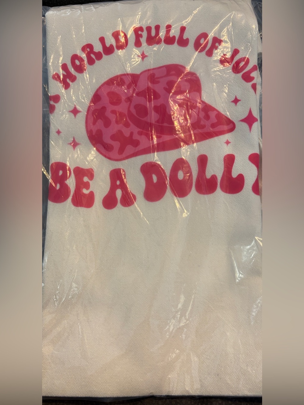 Dolly Parton Tote, Pink "In a World Full of Jolenes, Be a Dolly” & Leopard Hat - Picture 5 of 5